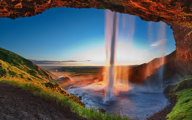 Обои картинки фото водопад селйяландсфосс,  исландия, природа, водопады, закат, вечер, озеро, небо, чаша, скалы