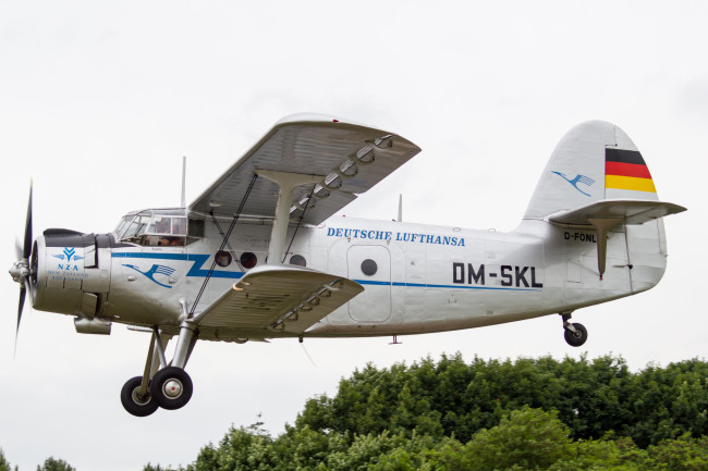 Обои картинки фото antonov2, авиация, пассажирские самолёты, аэроплан