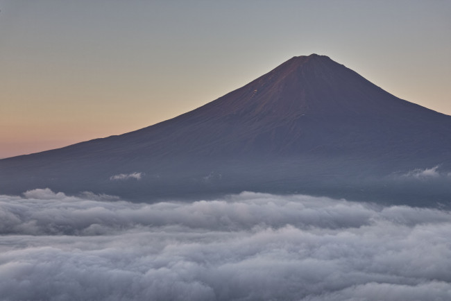 Обои картинки фото природа, горы, небо, гора, takaten, облака