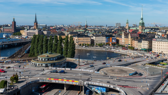 Обои картинки фото города, стокгольм , швеция, дома, стокгольм, stockholm, дороги, река