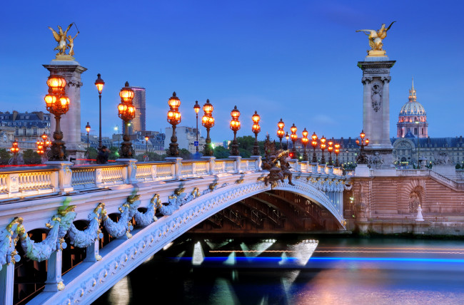 Обои картинки фото города, париж , франция, фонари, мост, ночь, река, дома, париж