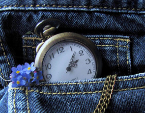 Картинка разное Часы часовые механизмы джинсы часы незабудки
