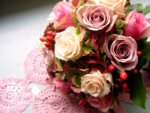 Картинка цветы букеты композиции розы гортензия салфетка