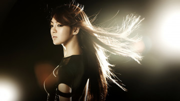 Картинка Kim+Hyo-yeon девушки  hyo yeon свет волосы азиатка глаза