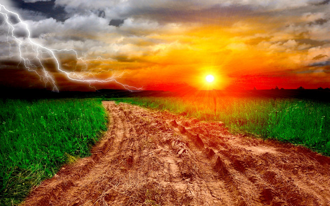 Обои картинки фото природа, молния, гроза, поле, дорога, трава, туучи, солнце