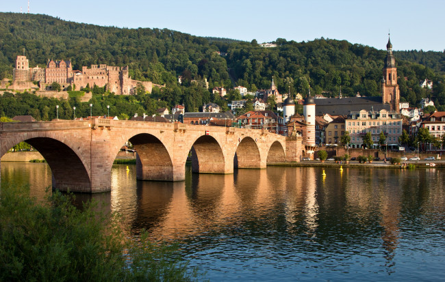 Обои картинки фото гейдельберг, германия, города, вода, мост, шпиль, здания