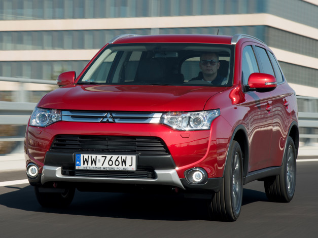 Обои картинки фото автомобили, mitsubishi, красный, 2014, outlander