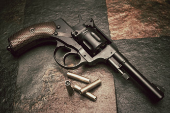 Картинка оружие револьверы патроны револьвер наган nagant