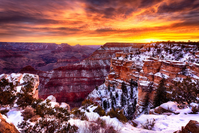 Обои картинки фото природа, горы, аризона, сша, grand, canyon, снег, закат, облака, небо, каньон