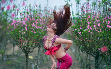Картинка девушки -unsort+ азиатки девушка танец волосы восточная фигура стиль