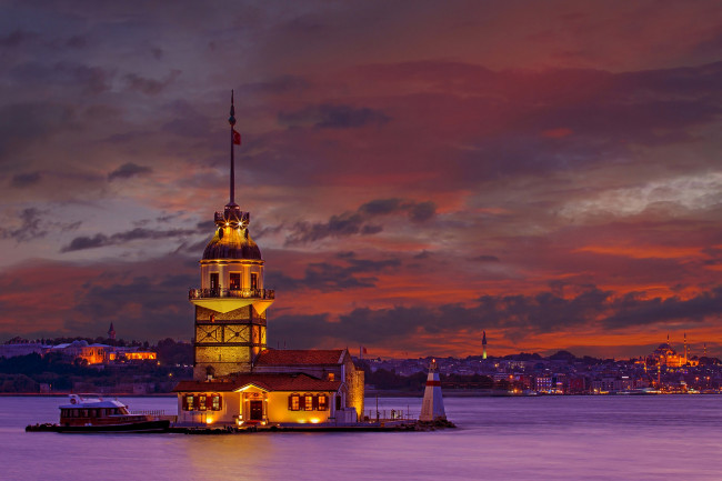 Обои картинки фото города, стамбул , турция, ночь, маяк, море