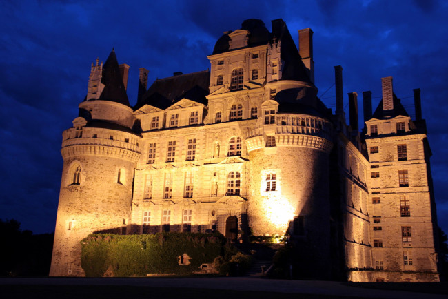 Обои картинки фото chateau de brissac, города, замки франции, chateau, de, brissac