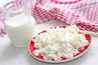 обоя еда, масло,  молочные продукты, кувшин, молоко, тарелка, творог
