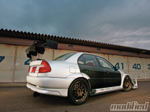 Картинка 1999 mitsubishi lancer evolution vi автомобили