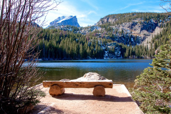 Картинка природа реки озера горы вода скамейка отдых
