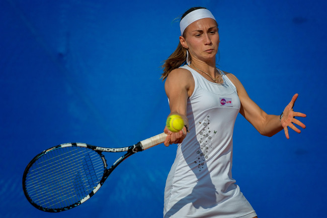 Обои картинки фото krunic aleksandra, спорт, теннис, девушка, ракетка, корт