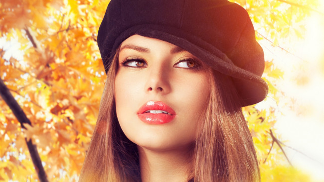 Обои картинки фото девушки, анна субботина, лицо, кепка, взгляд, осень