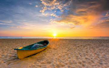 Картинка корабли лодки +шлюпки beach лето sea пляж море sunset romantic sand seascape summer песок небо sky закат