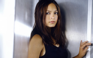 обоя Kristin Kreuk, девушки, , , взгляд