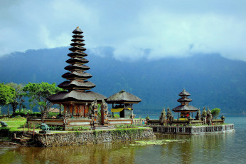 Картинка pura ulun danu bratan bali indonesia города буддистские другие храмы lake бали индонезия озера братан