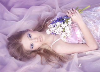 Картинка девушки -unsort+ брюнетки +шатенки вуаль ткань цветы гиацинты девушка русая макияж