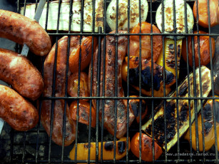 Картинка шашлык мангал сосиски жаровня еда барбекю