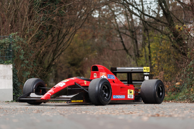 Обои картинки фото автомобили, formula 1, ferrari