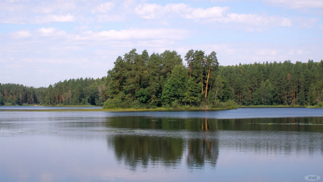 Обои картинки фото Чарское, озеро, природа, реки, озера, вода, остров, лес