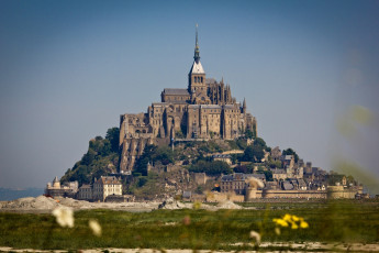 Картинка города крепость мон сен мишель франция аббатство