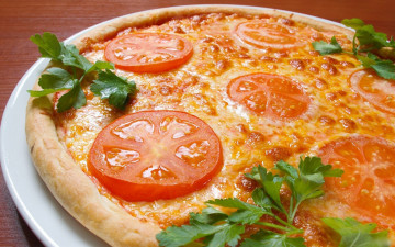 Картинка еда пицца петрушка помидоры зелень томаты