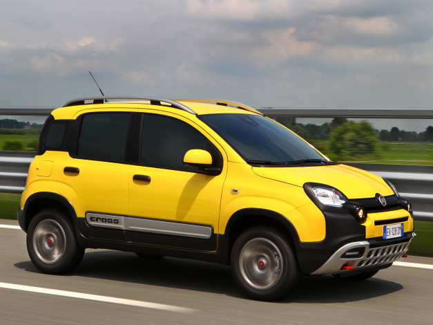 Обои картинки фото автомобили, fiat, panda, 319, cross, желтый, 2014г