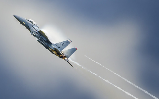 Обои картинки фото f15 eagle, авиация, боевые самолёты, истребитель