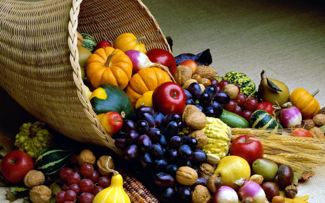 Обои картинки фото еда, фрукты и овощи вместе, тыква, редис, виноград