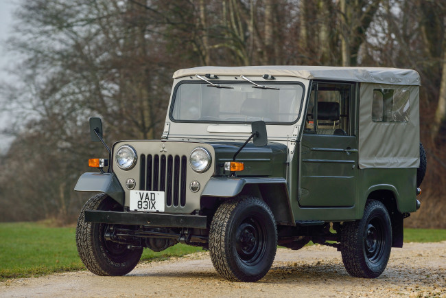 Обои картинки фото автомобили, mitsubishi, 1961г, j20, jeep