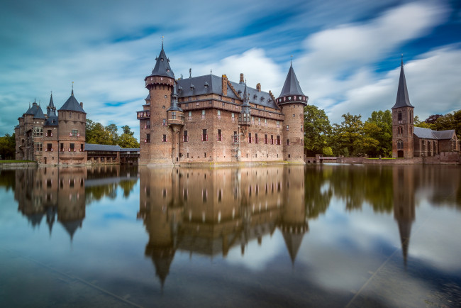 Обои картинки фото castle de haar, города, замки нидерландов, замок, озеро