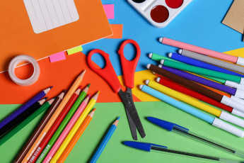 Картинка разное канцелярия +книги карандаши краски фломастеры ножницы