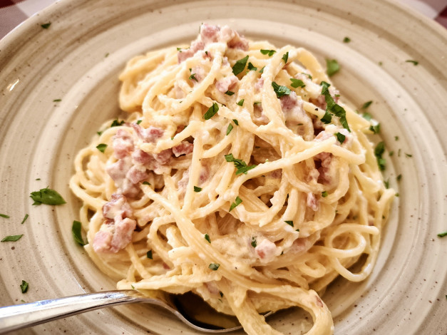 Обои картинки фото еда, макароны,  макаронные блюда, спагетти, карбонара