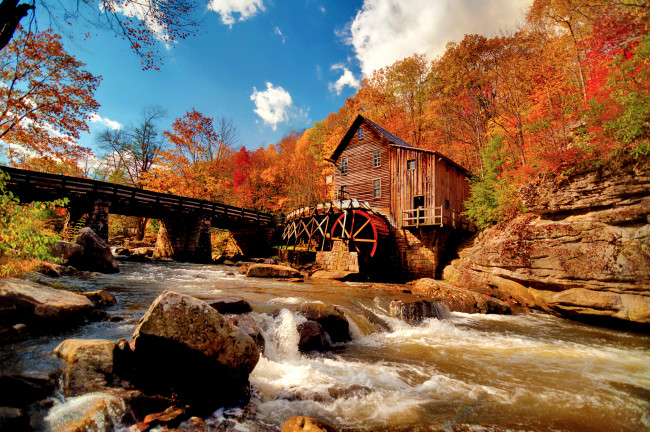 Обои картинки фото природа, реки, озера, пейзаж, осень, река, мост, деревья, камни, водяная, мельница, течение