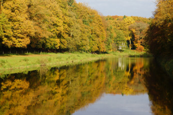 Картинка природа парк листья осень оезеро лес деревья отражение вода