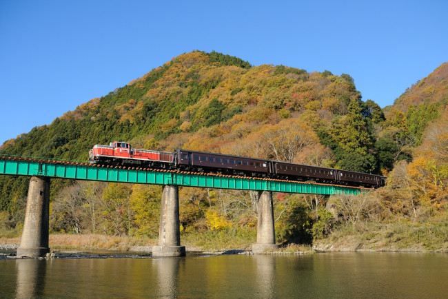 Обои картинки фото техника, поезда, поезд, мост, горы, река