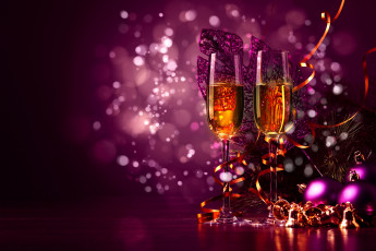 Картинка праздничные угощения мишура шампанское новый год фужеры