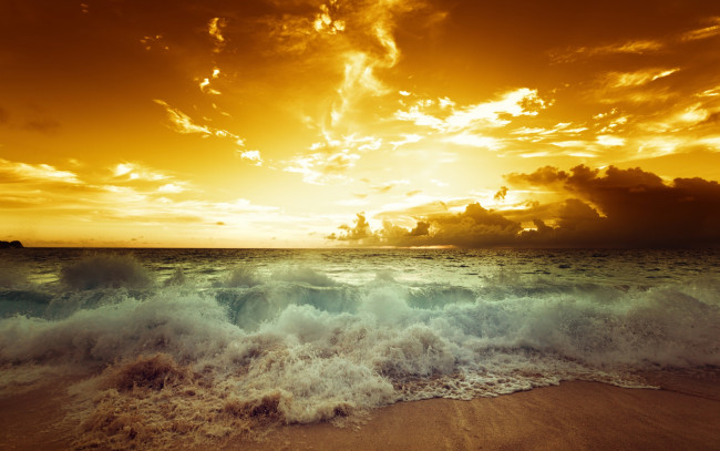 Обои картинки фото природа, восходы, закаты, пляж, море, beach, sea, sunset, seascape, волны, закат