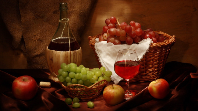 Обои картинки фото еда, натюрморт, вино, яблоки, виноград, бокал, корзинка, бутылка