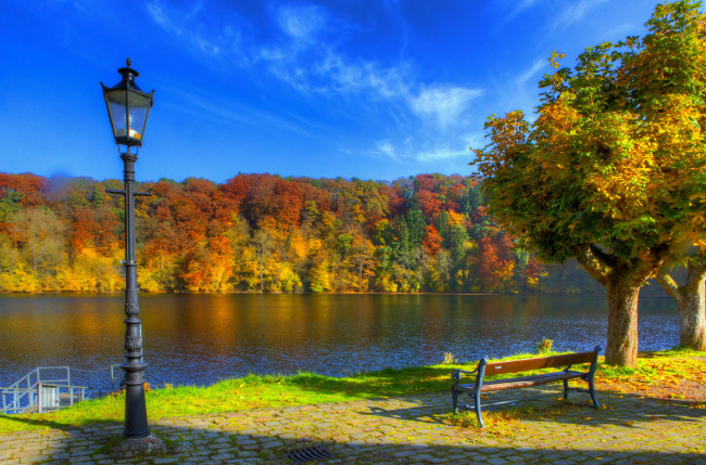 Обои картинки фото германия, ульмен, природа, реки, озера, река, берег, фонарь