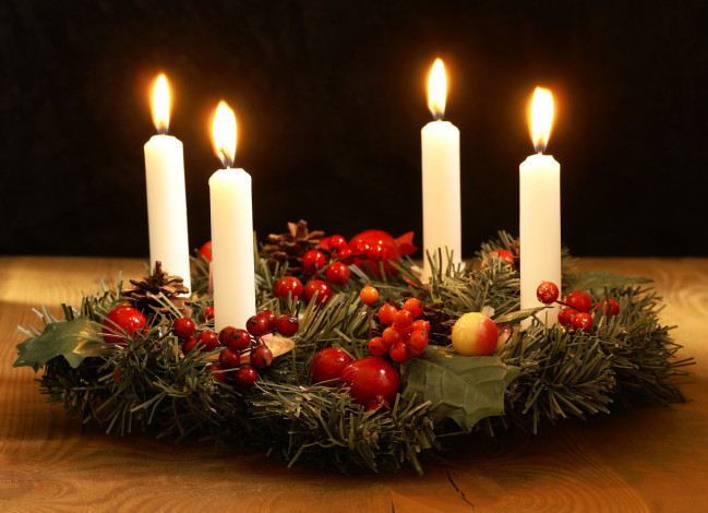 Обои картинки фото праздничные, новогодние свечи, огоньки, свечи, венок