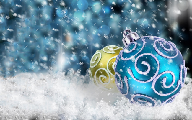 Обои картинки фото праздничные, шары, снег, шарики, блики, снежинки