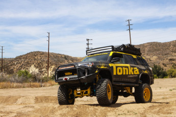 Картинка toyota+tonka+4runner+2015 автомобили toyota 4runner tonka внедорожник 2015