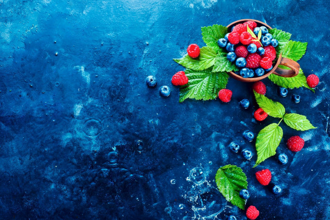 Обои картинки фото еда, фрукты,  ягоды, ягоды, малина, черника