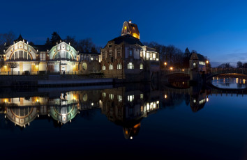 Картинка hradec krаlovе Чехия города огни ночного ночь дома река