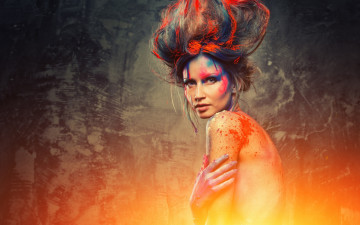 Картинка девушки -unsort+ креатив свечение шатенка голубоглазая краски взгляд брызги девушка